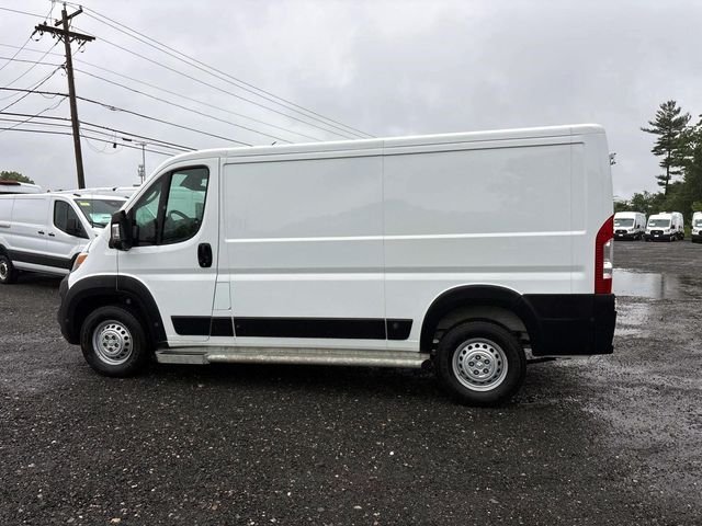 Used 2025 White Ram  image 4