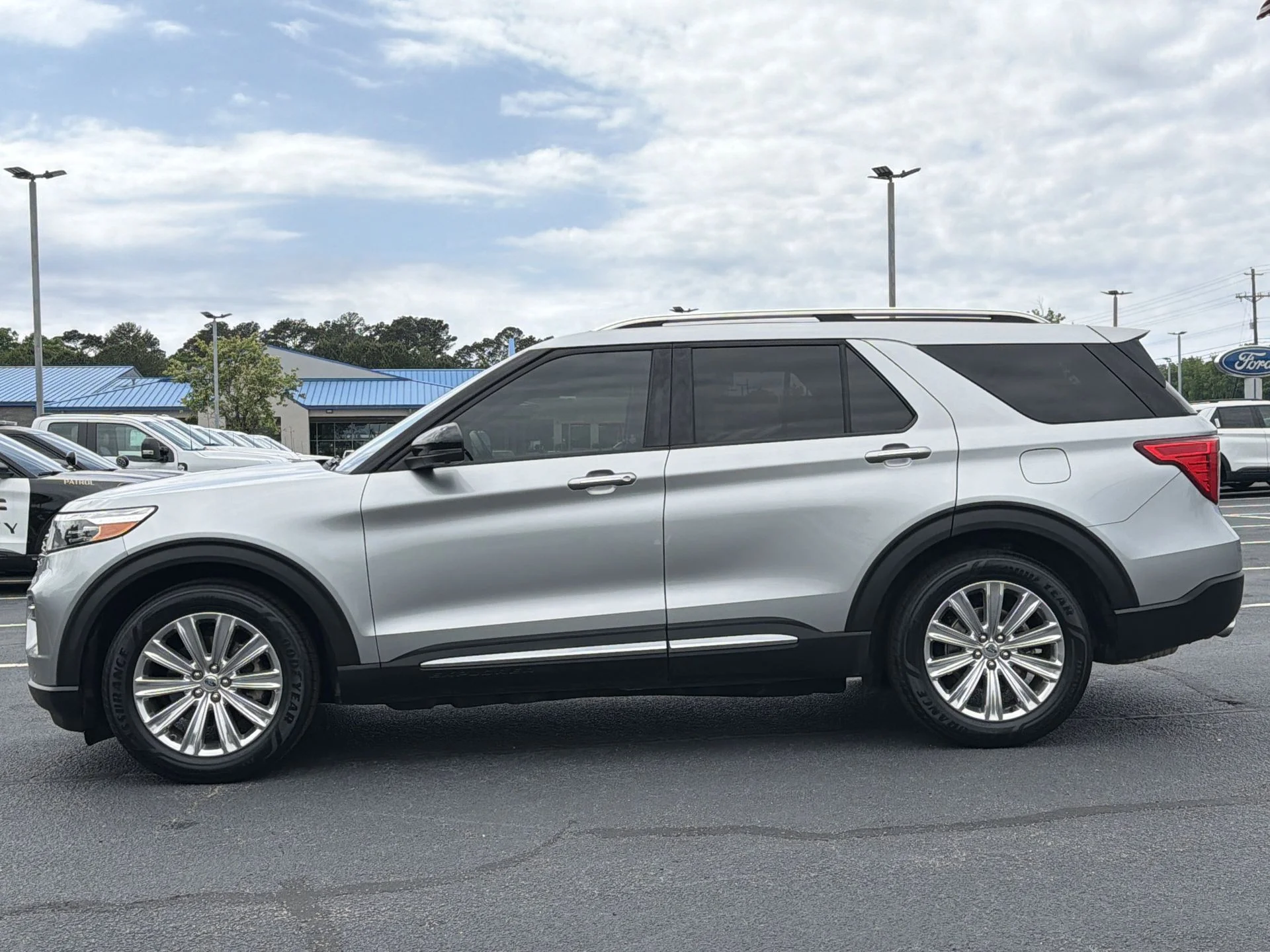 Certified Used 2020 Silver Metallic Ford Limited image 24