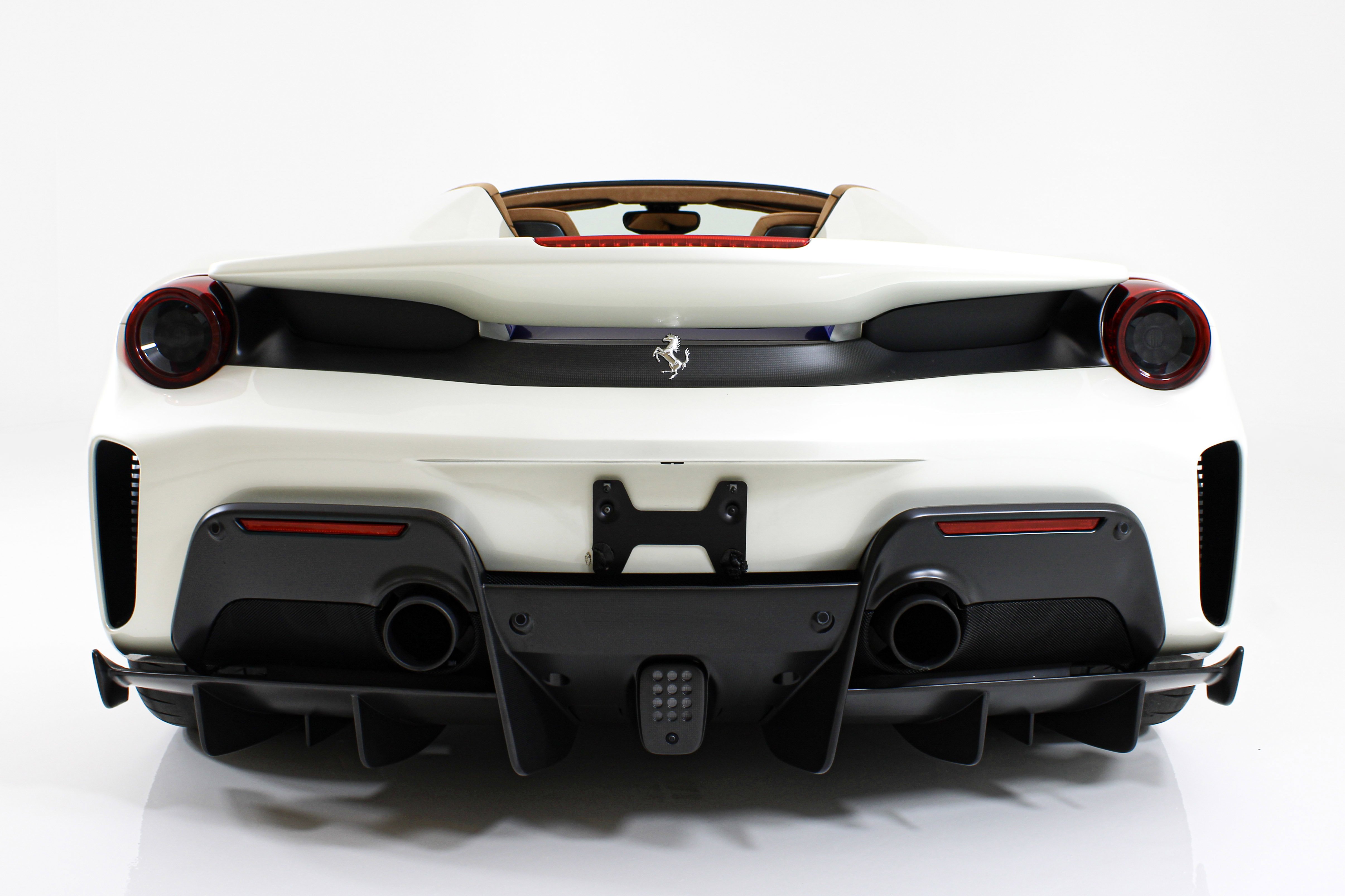 Certified Used 2020 White Ferrari  image 4