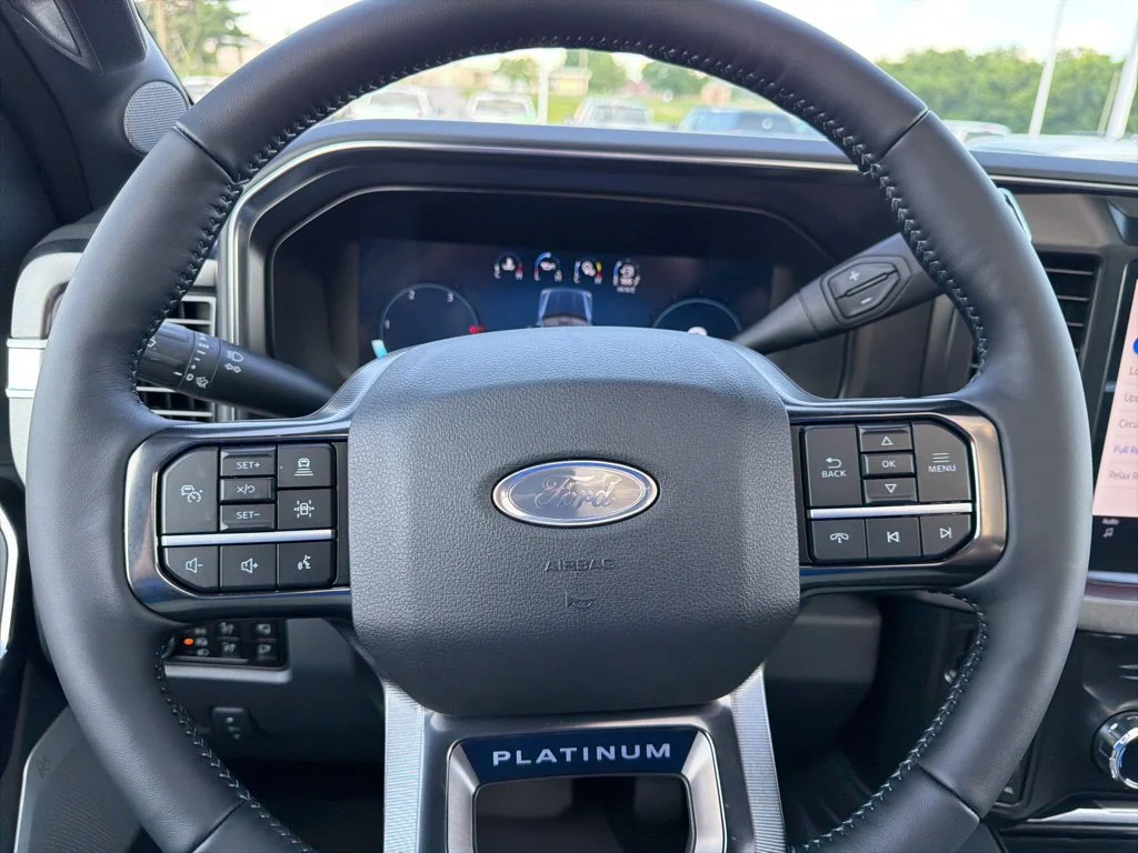 New 2026 Star White Metallic Tri-Coat Ford F-250® Platinum® image 28