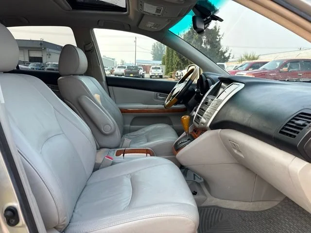 Used 2007 Millennium Silver Metallic Lexus 400h image 9