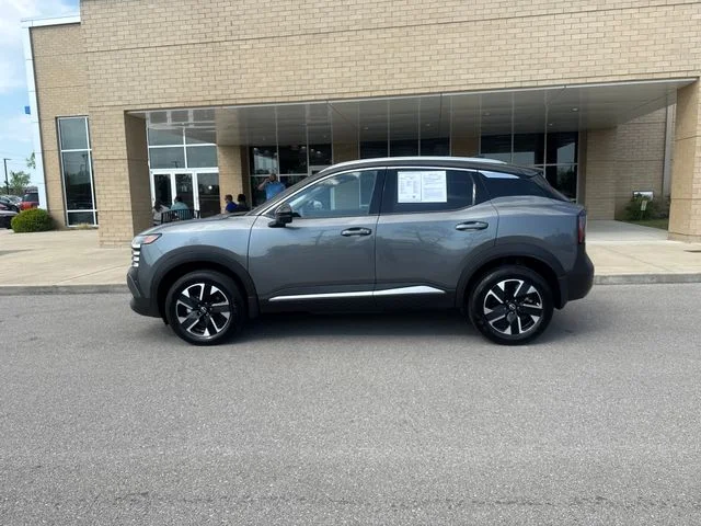 2025 Nissan Kicks 2.0 SR's photo