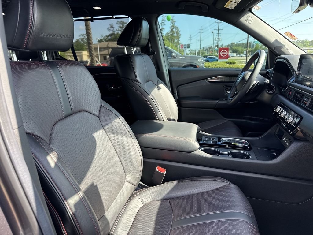 Used 2025 Gray Honda Black Edition image 27