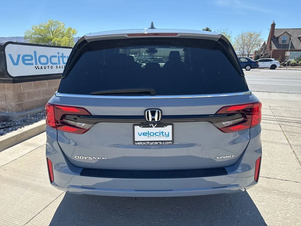 Used 2025 Gray Honda Sport-L image 5