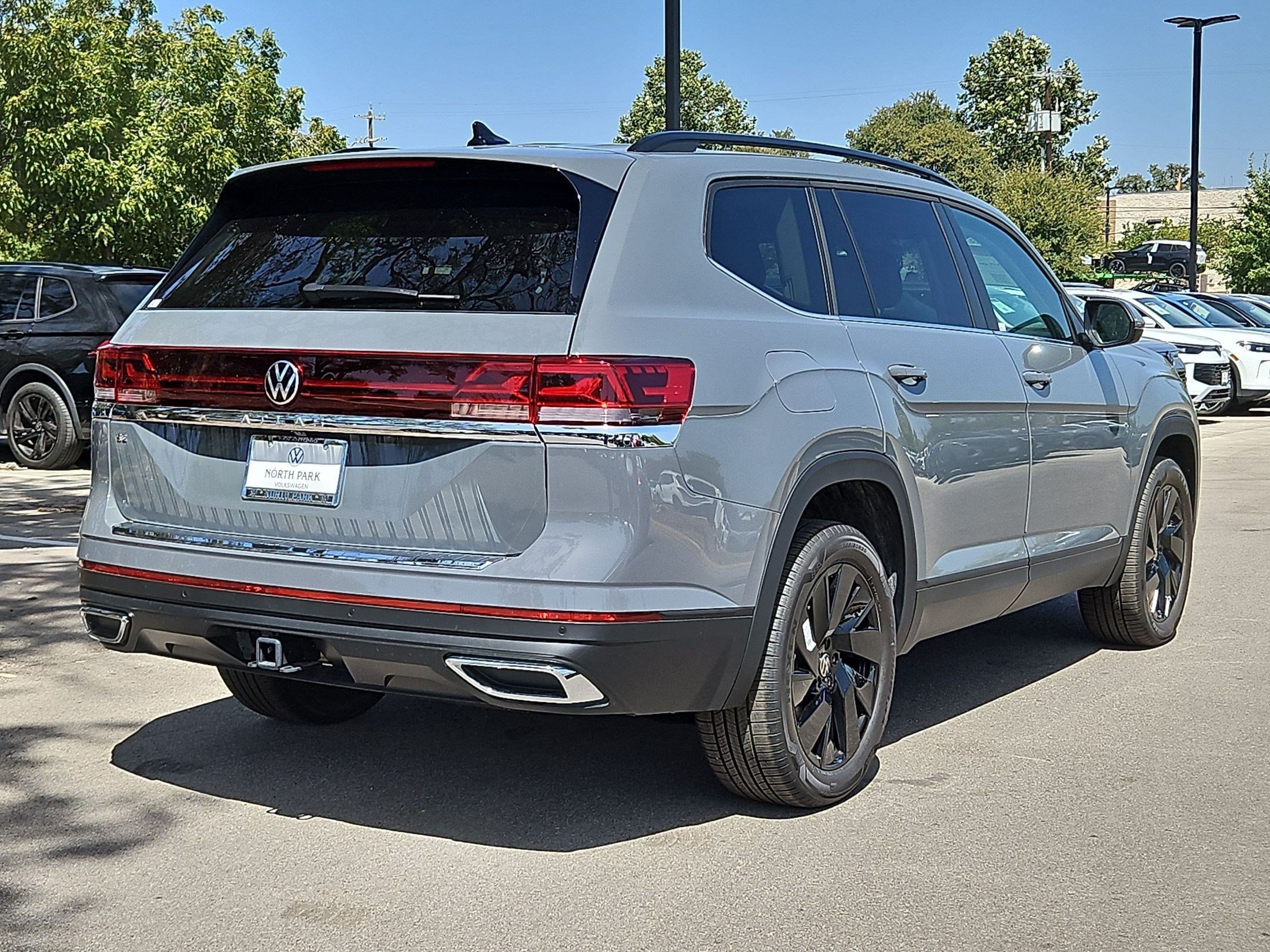 New 2026 Pure Gray Metallic Volkswagen 2.0T SE w/Technology image 3