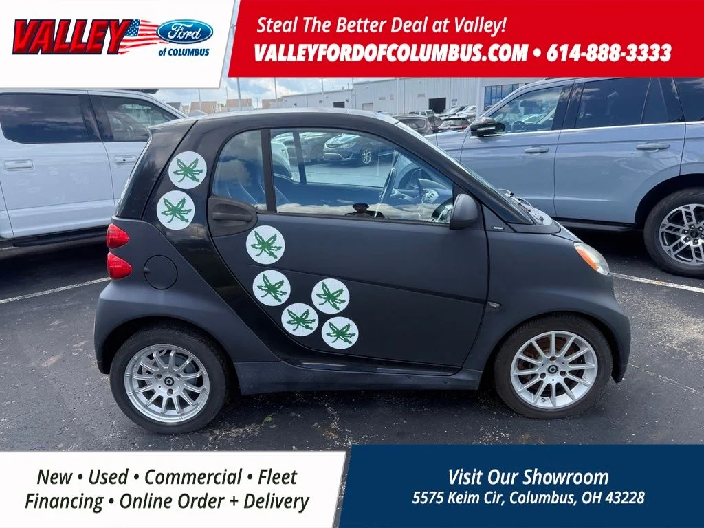 Used 2012 smart fortwo passion with VIN WMEEJ3BA2CK557948 for sale in Columbus, OH