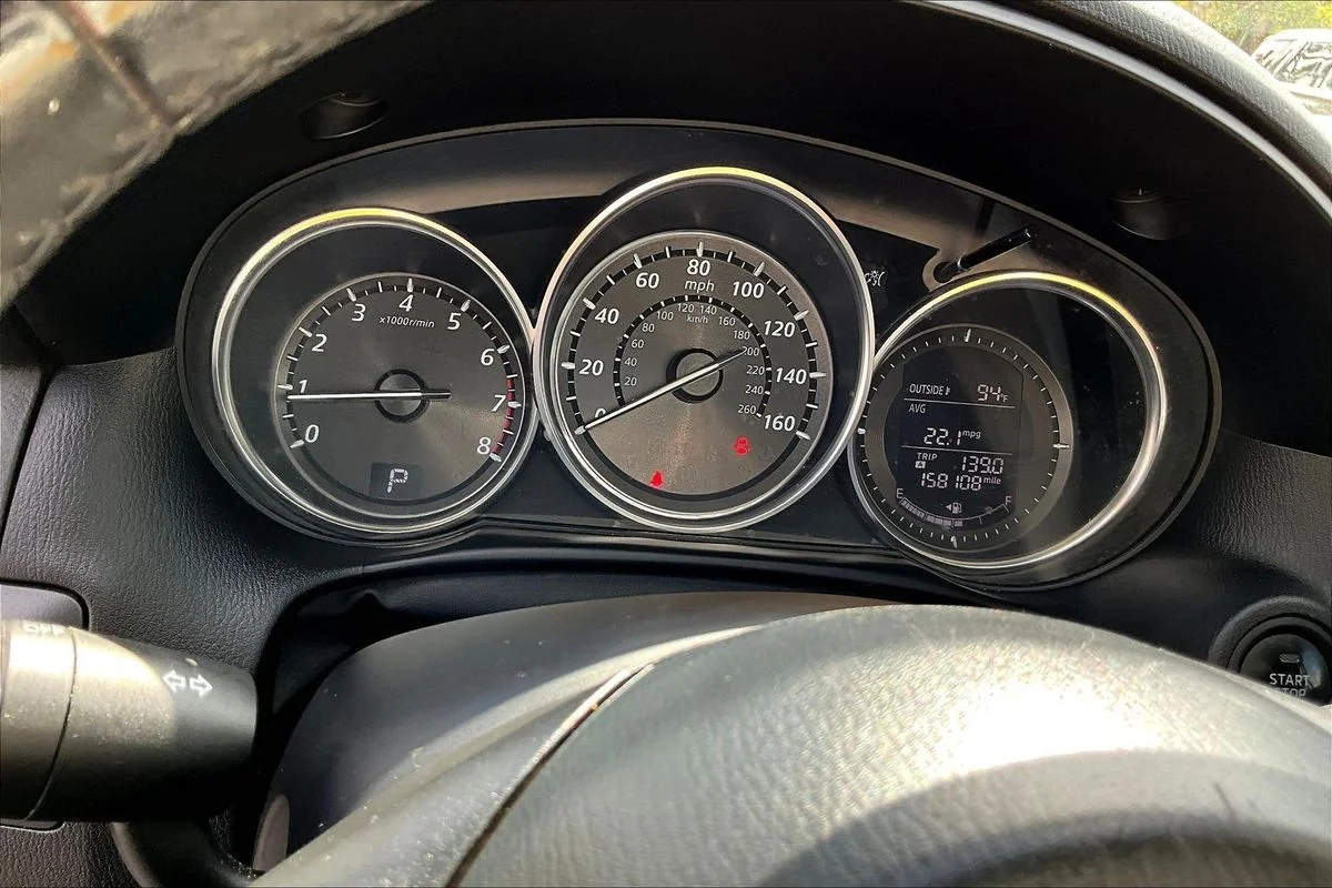 Used 2013  Mazda Touring image 13