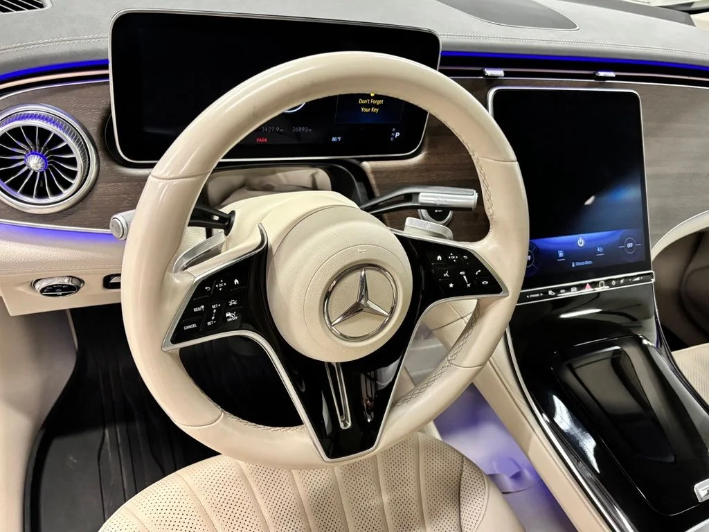Certified Used 2023 White Mercedes-Benz 450 image 15