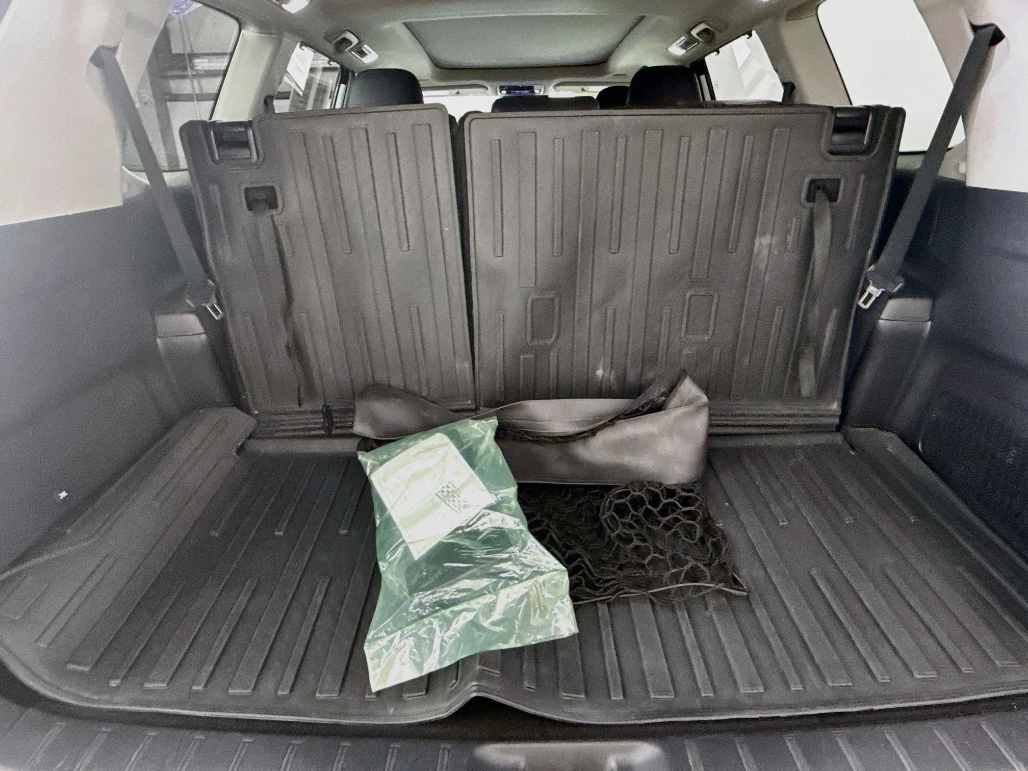 Certified Used 2024 Wind Chill Pearl Toyota Limited image 28