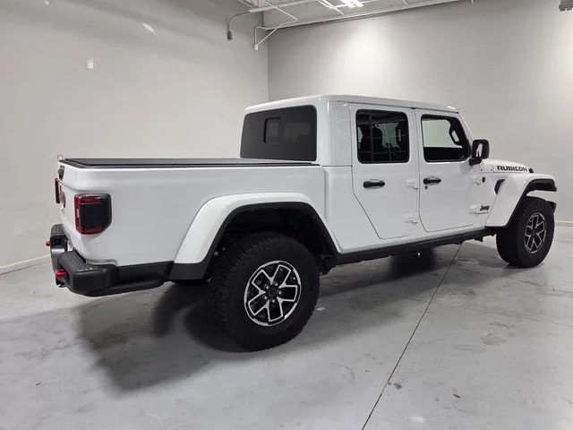 Used 2025 White Jeep Rubicon image 11