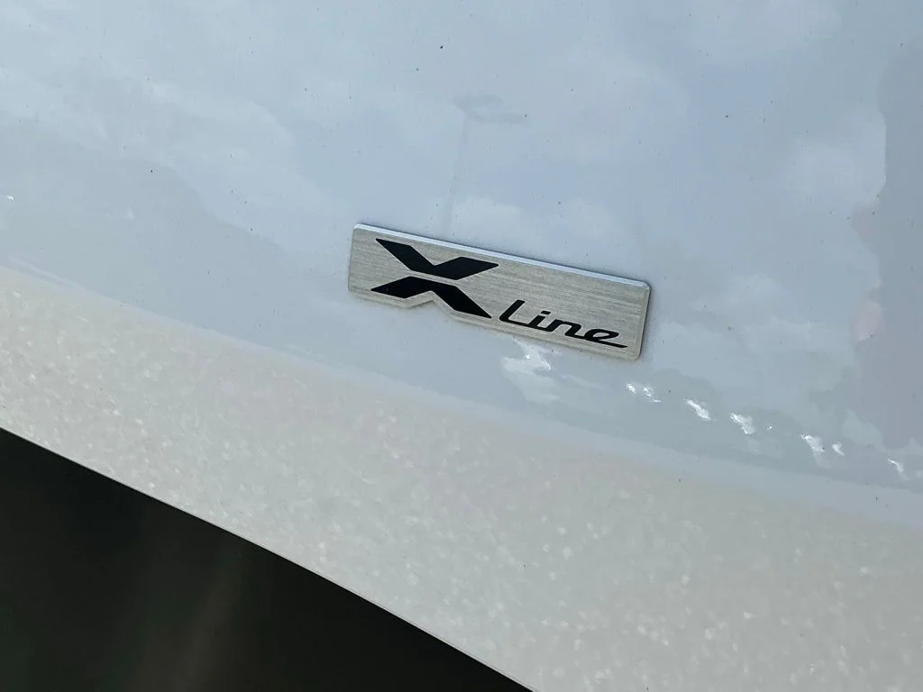 Used 2023 White Kia X-Line image 18