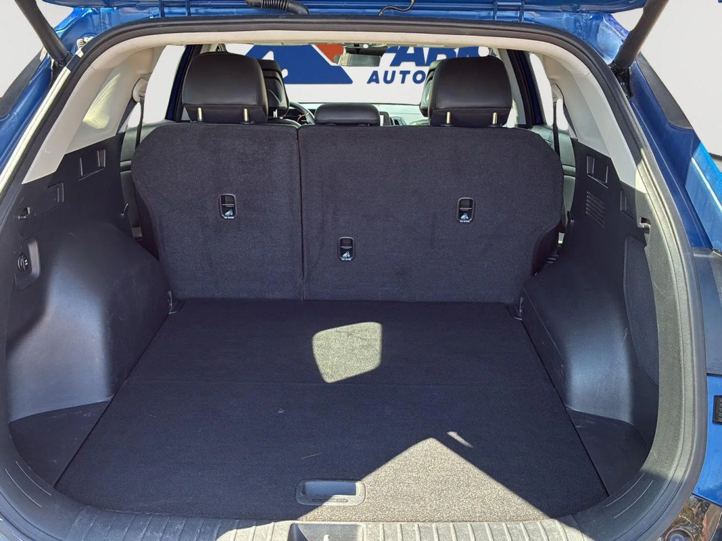 Used 2024 Sapphire Blue Kia SX image 18