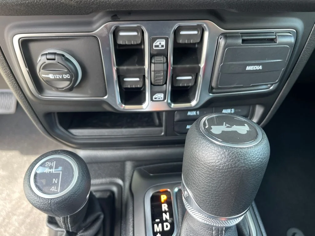 2025 Jeep Wrangler 4-Door Sport S - Photo 18