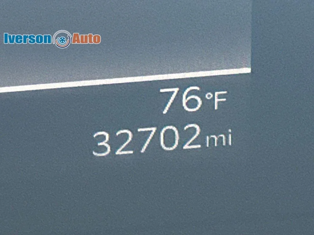 Used 2025 Steel Gray Kia LXS image 19