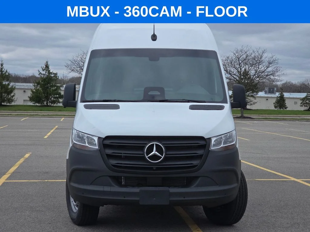 New 2026 Arctic White Mercedes-Benz Cargo 170 WB image 8