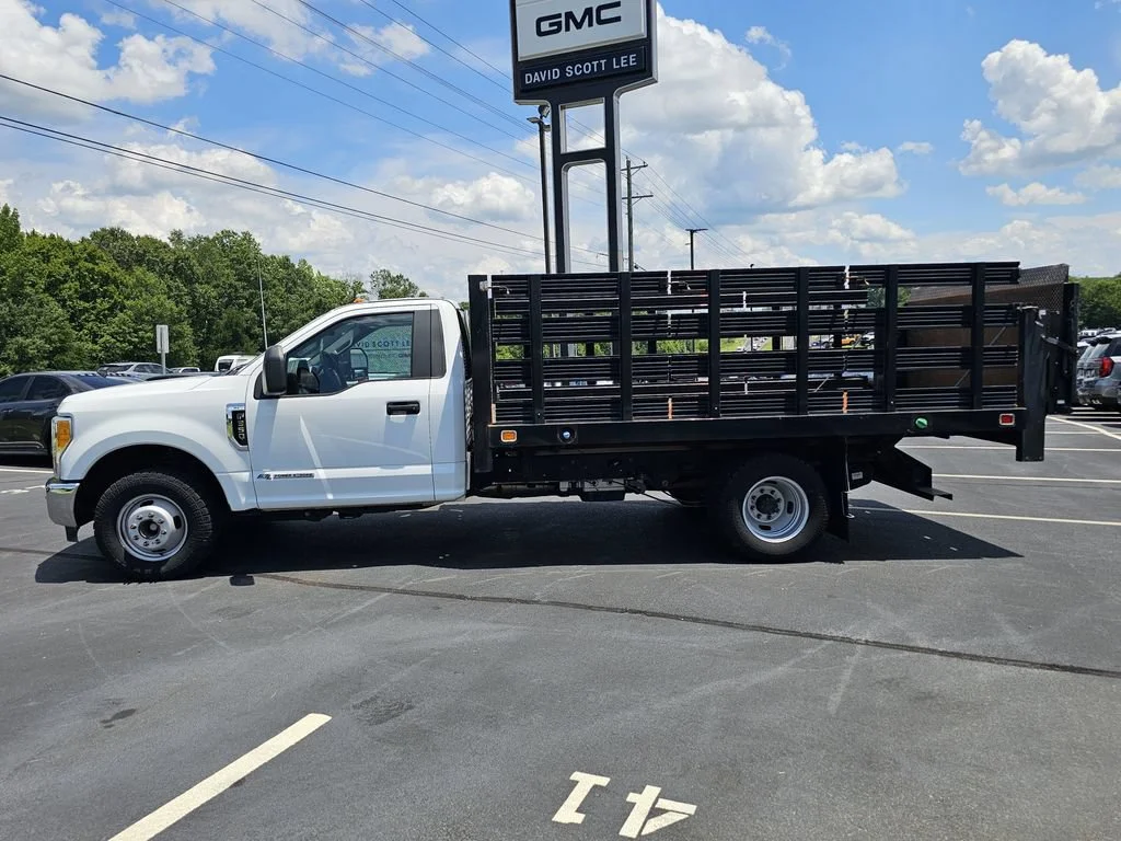 Used 2017 Oxford White Ford XL image 13