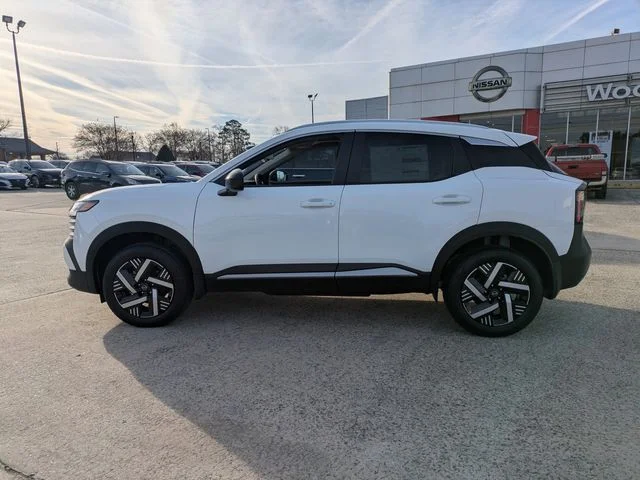 New 2026 White Nissan SV image 7