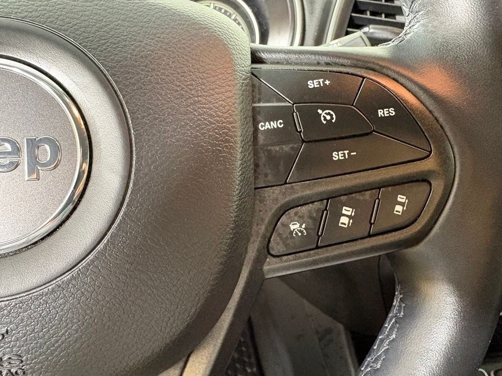 Used 2021 Red Jeep Trailhawk image 25