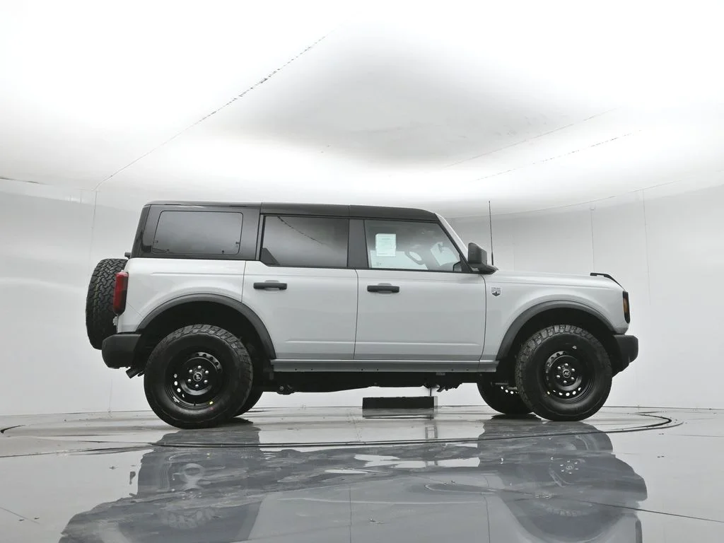 New 2026 Avalanche Gray Ford Big Bend image 7