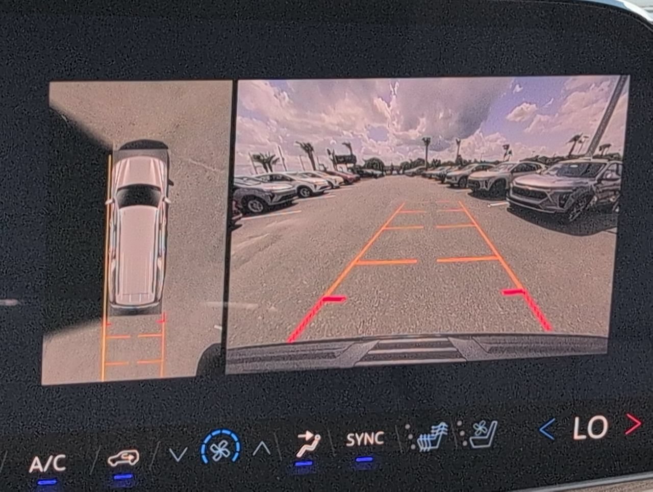 2026 Chevrolet Suburban High Country - Photo 15