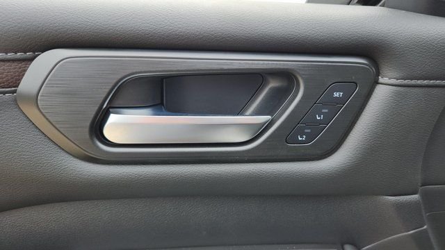 New 2025 Deep Ocean Blue Pearl Nissan Platinum Reserve image 14