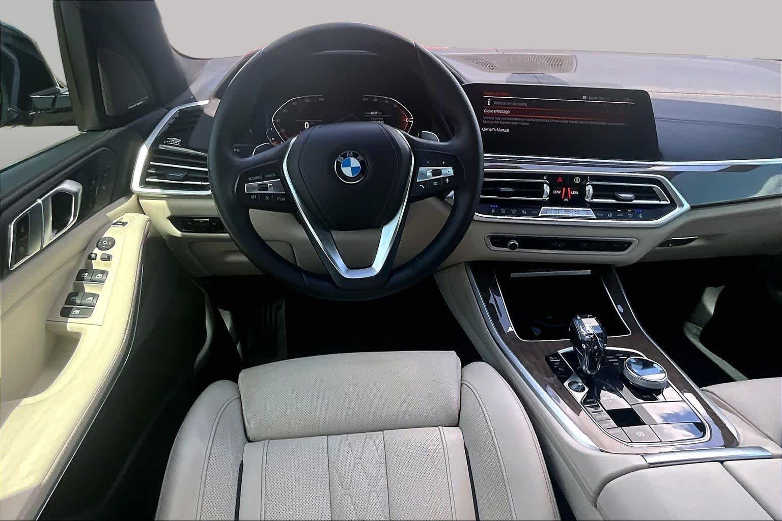 Used 2021 Manhattan Green Metallic BMW sDrive40i image 5