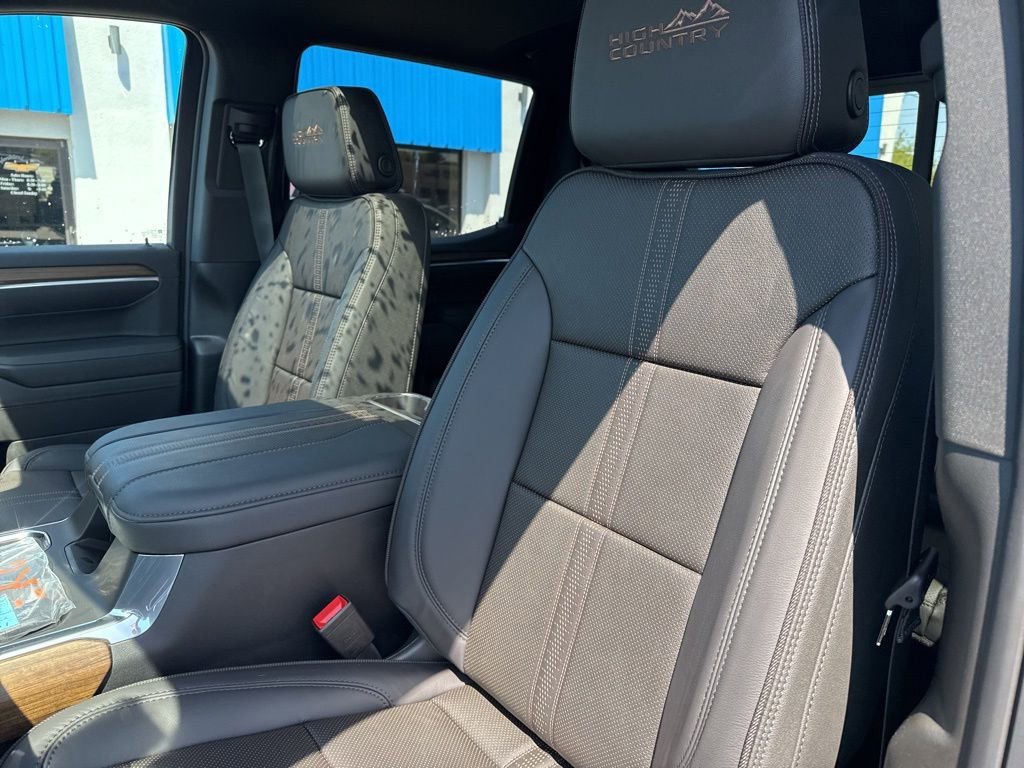 2026 Chevrolet Silverado 1500 High Country - Photo 31