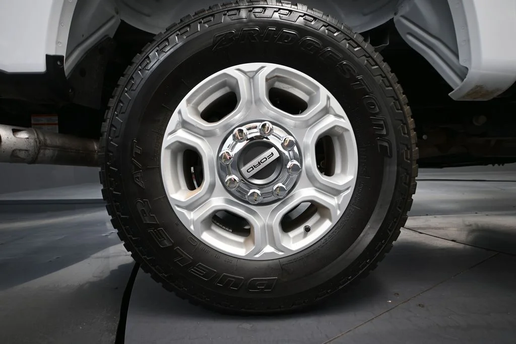 Certified Used 2025 White Ford XLT image 15