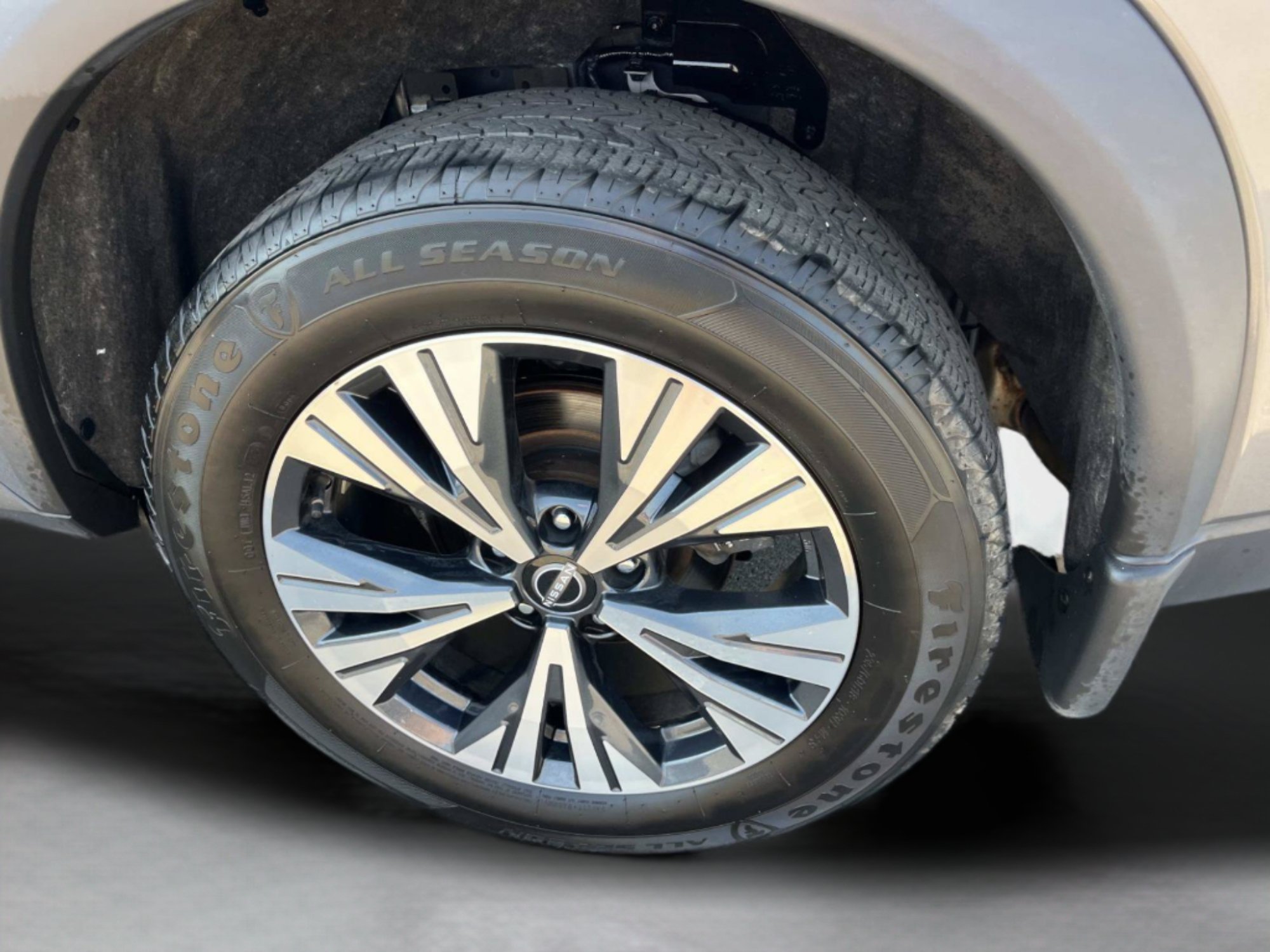 Used 2023 Gun Metallic Nissan SV image 37