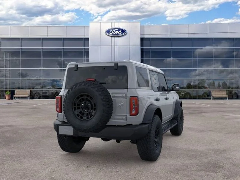 New 2026 Avalanche Gray Ford Outer Banks® image 8