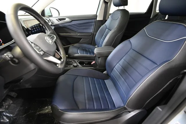 New 2026 Gray Volkswagen 1.5T SEL image 8
