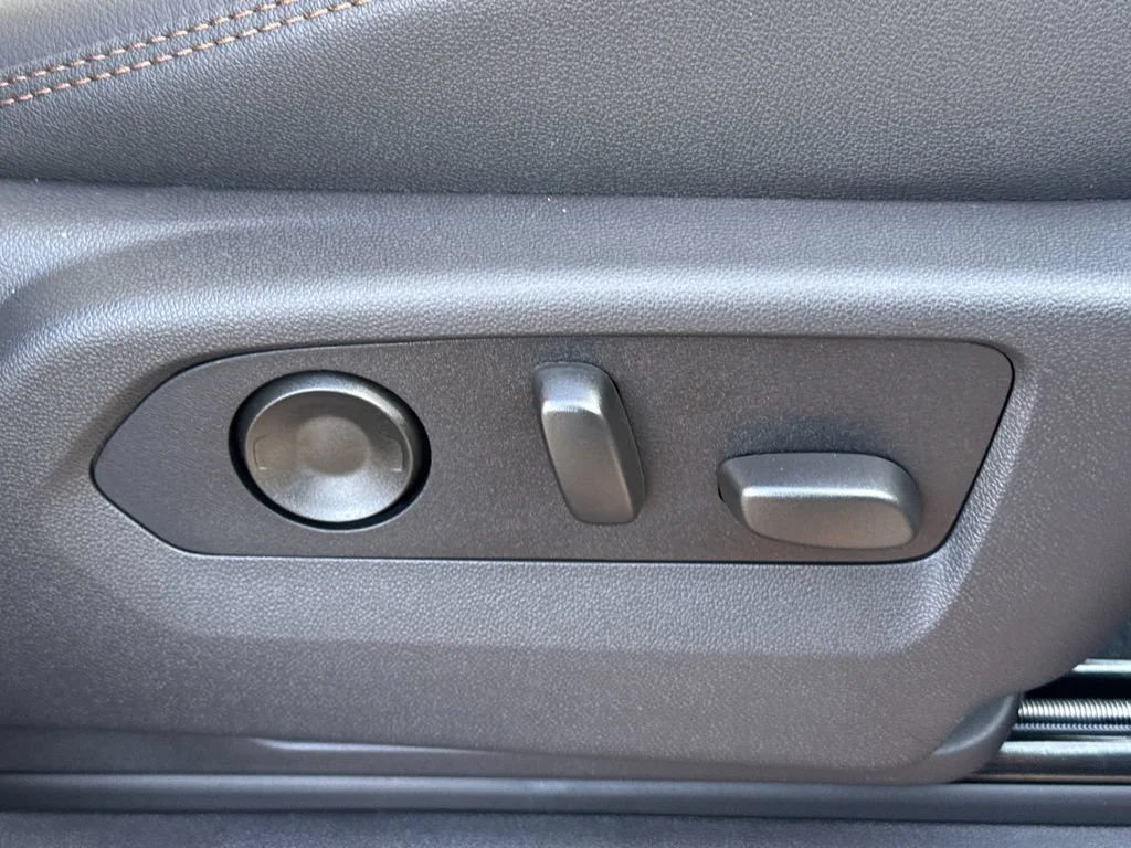 2026 GMC Sierra 1500 AT4 - Photo 38
