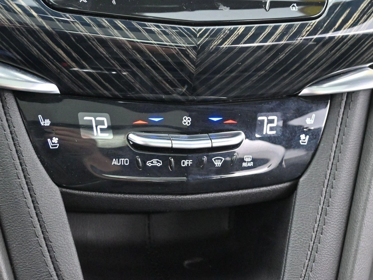 Used 2024 Stellar Black Metallic Cadillac Premium Luxury image 25