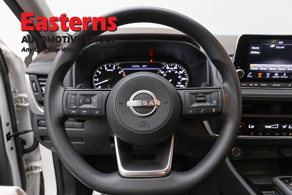 Used 2023 White Nissan SV image 10