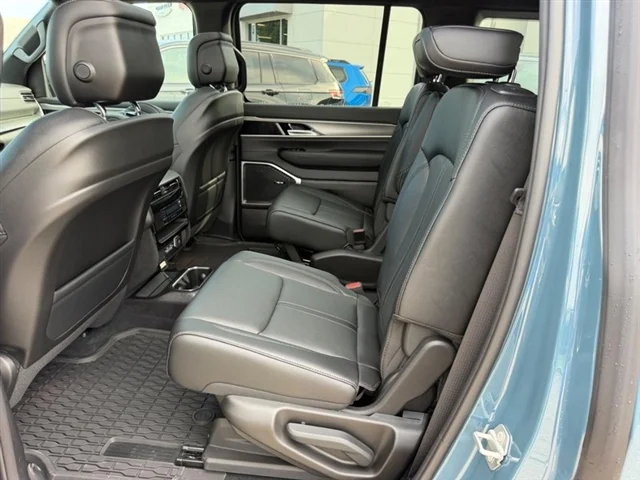 New 2026 Steel Blue Exterior Paint Jeep Upland image 11