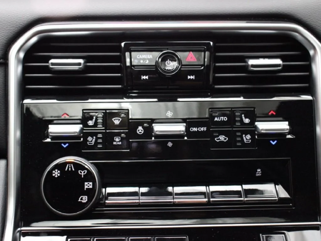 2026 Nissan Armada Platinum - Photo 17