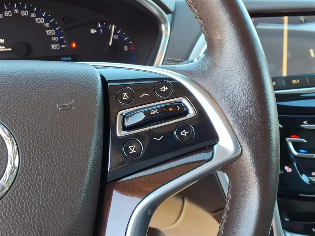 Used 2015 SILVER COAST METALLIC Cadillac Luxury Collection image 16