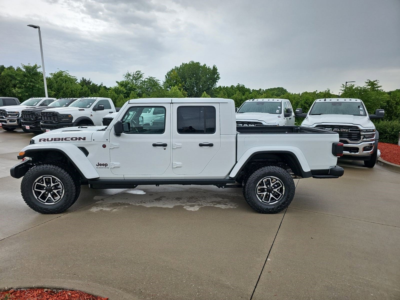 New 2026 Bright White Clearcoat Jeep Rubicon image 2