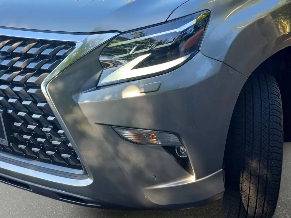 Certified Used 2021 ATOMIC SILVER Lexus 460 image 31