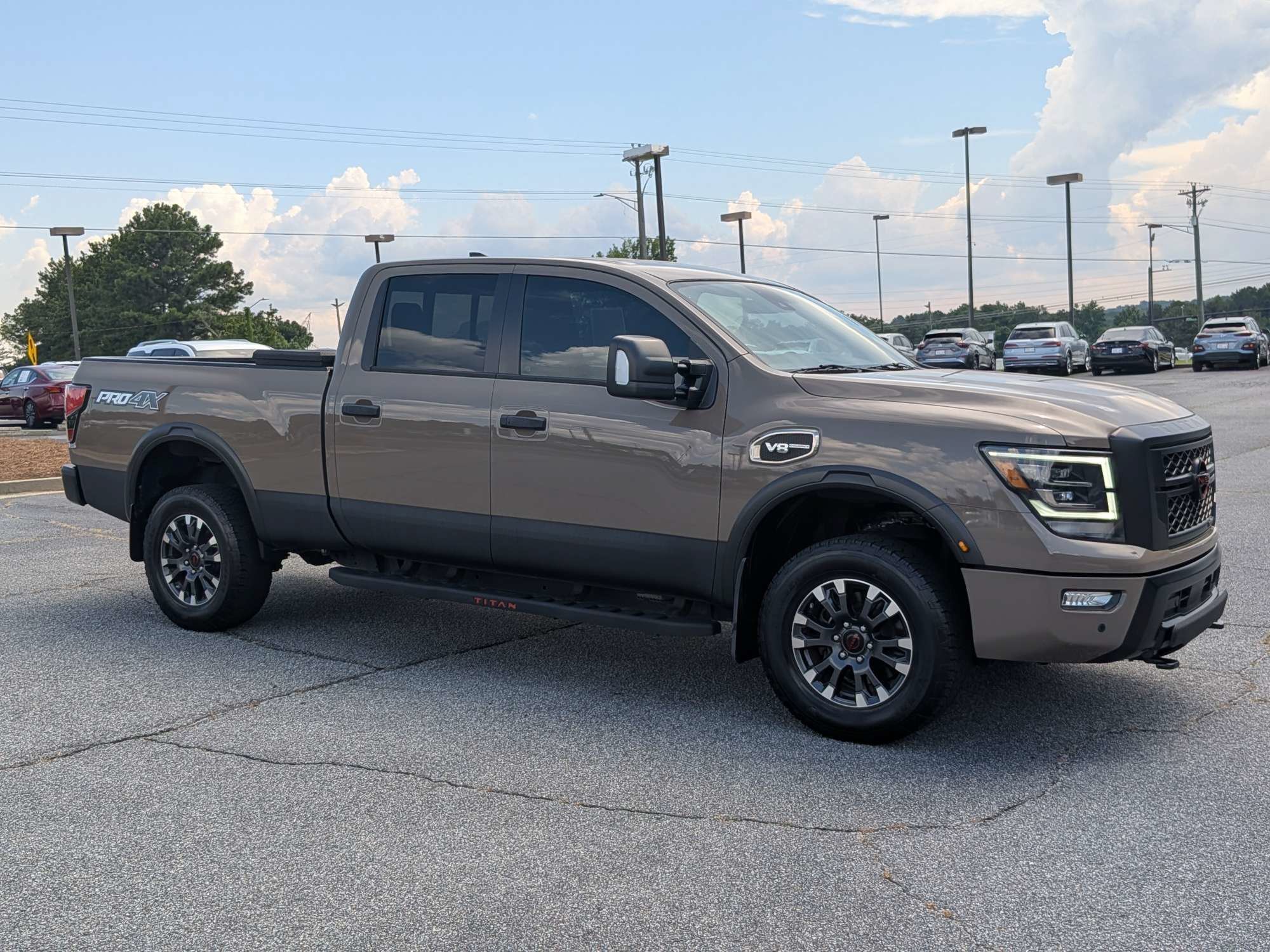 Used 2023  Nissan PRO-4X image 1