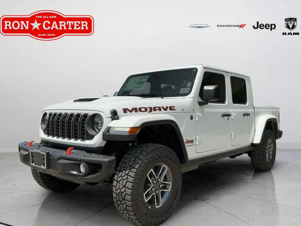 New 2026 Bright White Clear-Coat Exterior Paint Jeep Mojave X image 3