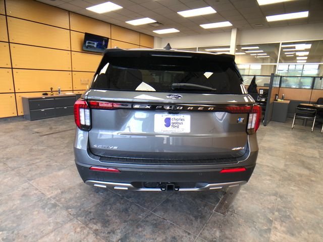 New 2026 Carbonized Gray Metallic Ford Active image 6