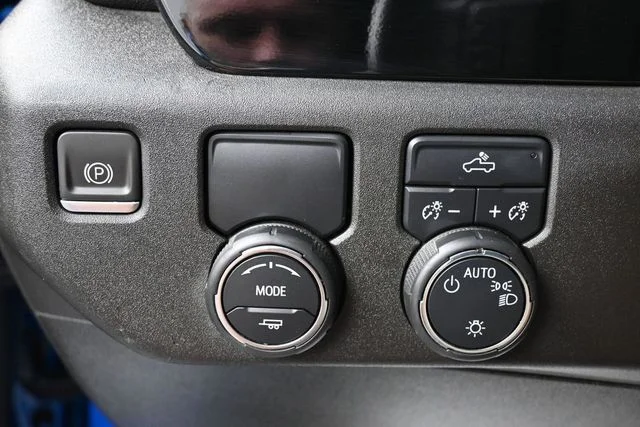 Used 2023 Blue Chevrolet LT image 29