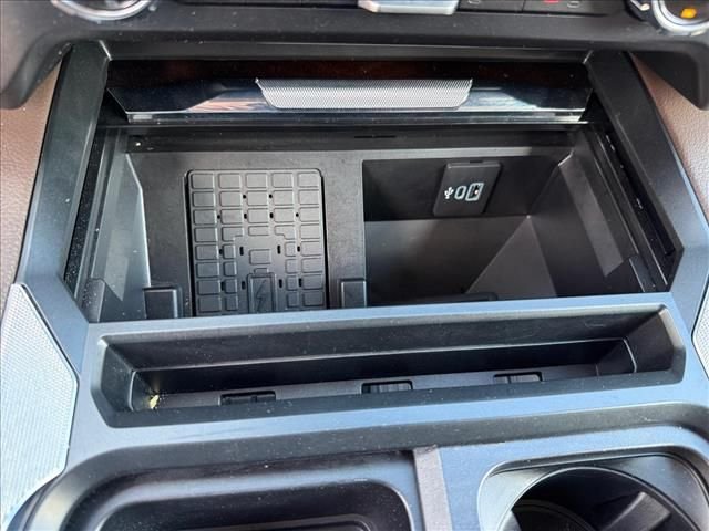 Certified Used 2024 Blue Metallic Ford King Ranch image 23