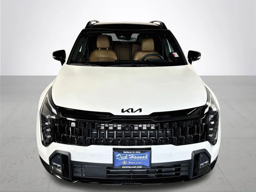 New 2026 Snow White Pearl Kia X-Line Prestige image 3