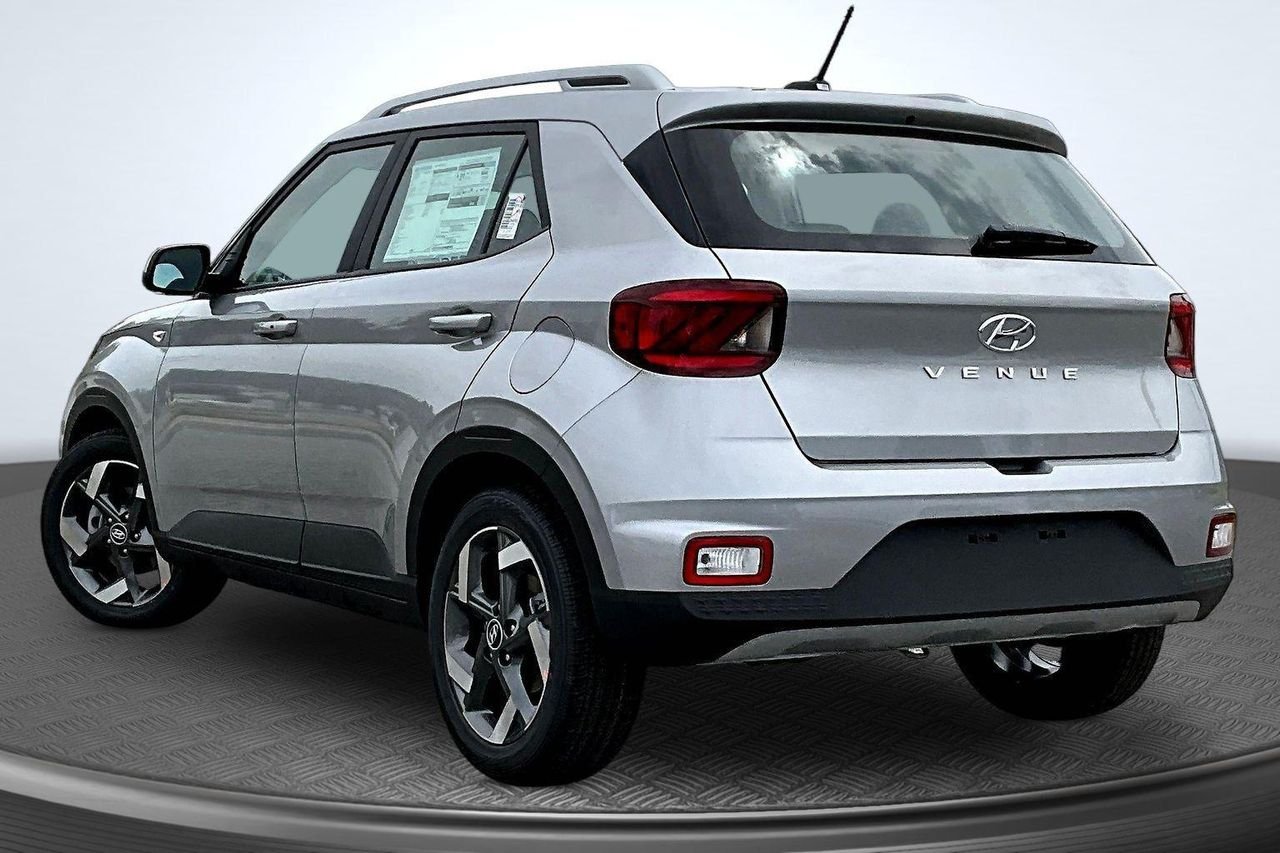 New 2026 Silver Hyundai SEL image 21