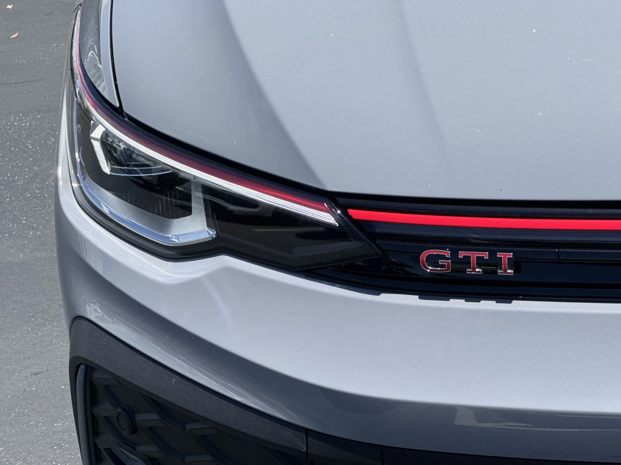 New 2026 Moonstone Gray Volkswagen SE image 9