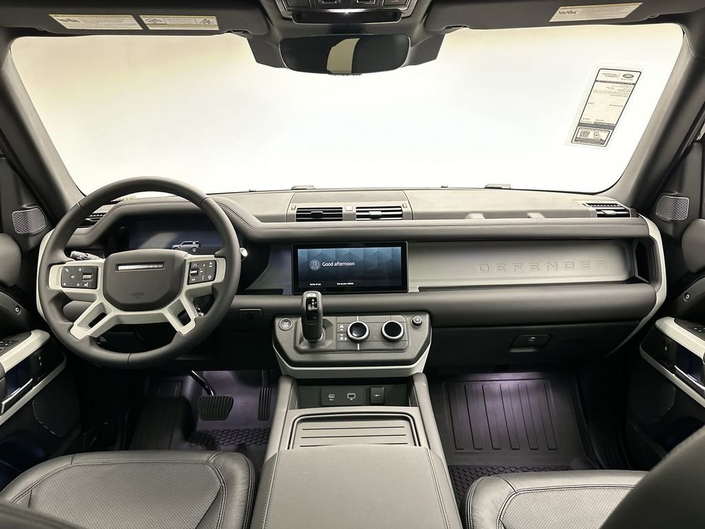 Used 2024 Santorini Black Metallic Land Rover S image 13