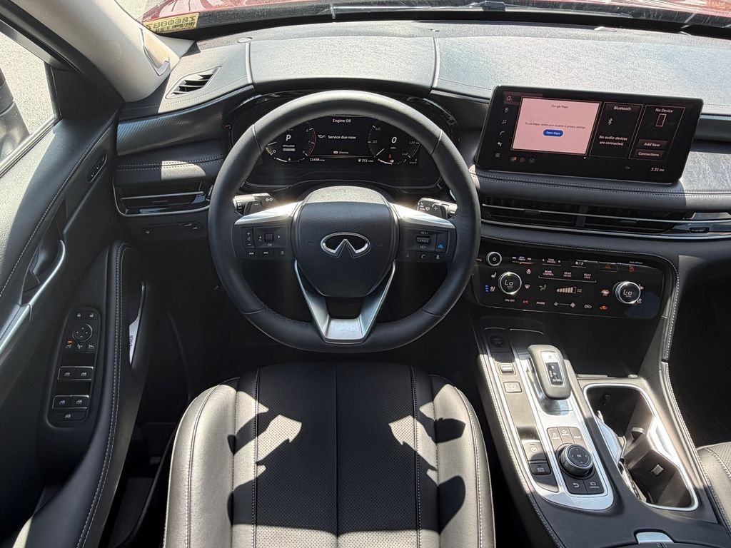 Used 2026 Red INFINITI LUXE image 17