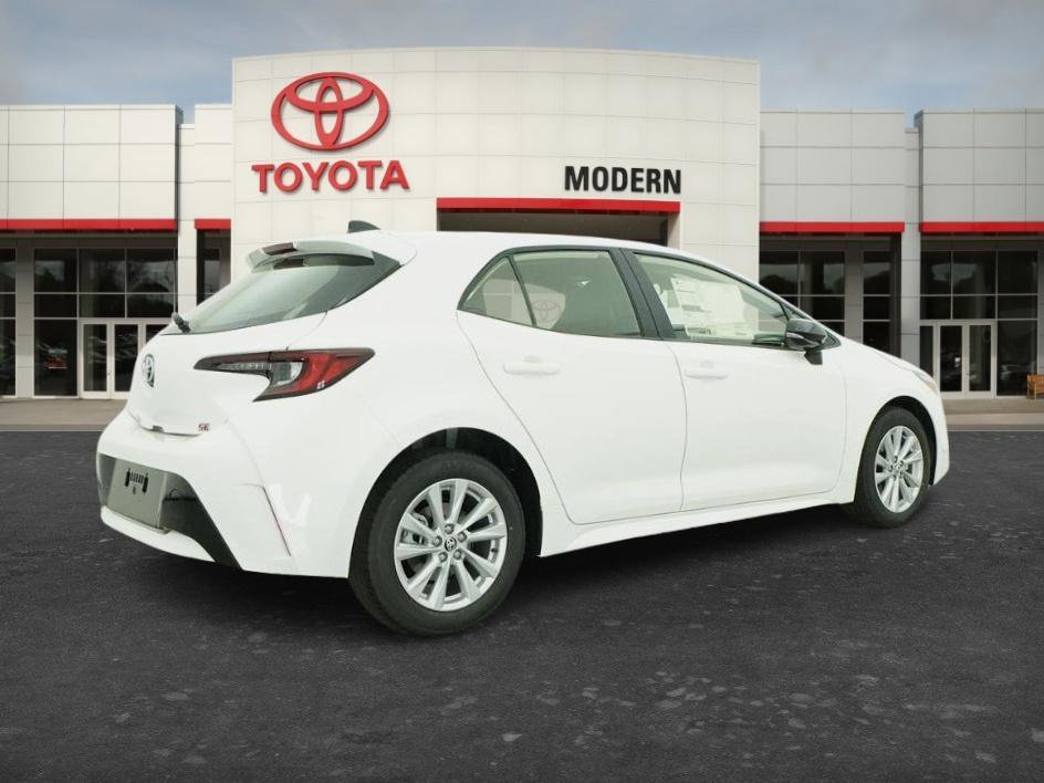 New 2026 Ice Cap Toyota SE image 6